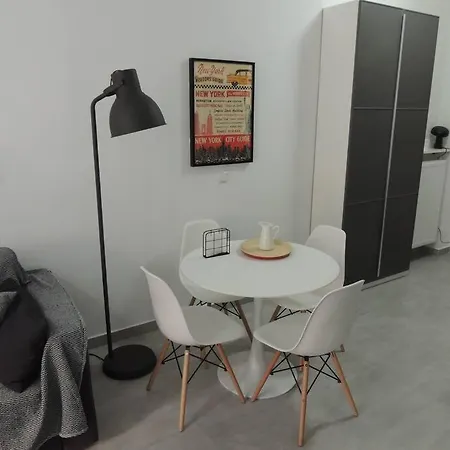 Downtown Cozy Studio Apartment *